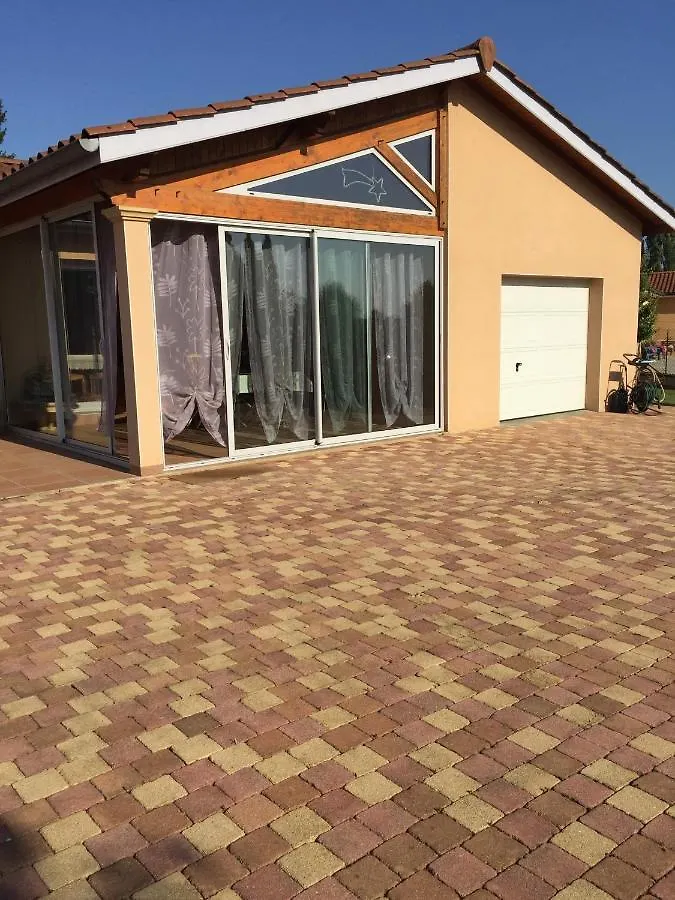 Chambres D'Hotes Chez Coco Saint-Georges-de-Reneins France